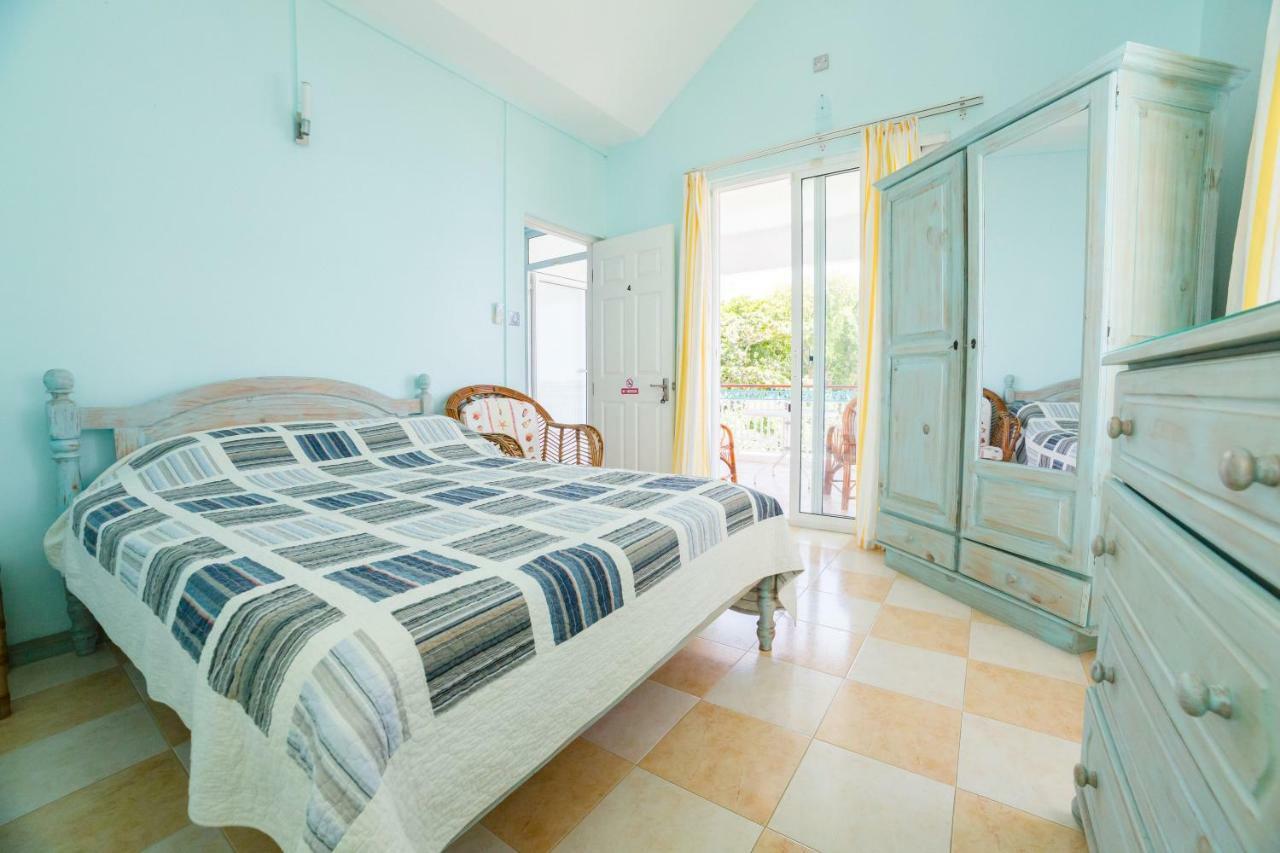 Villa Bella Charming Beachfront Guesthouse Блу-Бэй Экстерьер фото