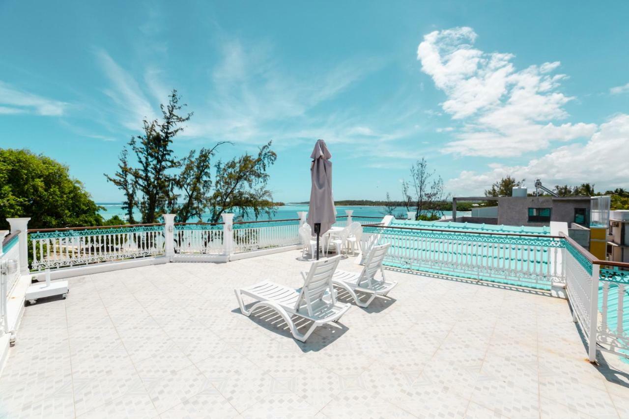 Villa Bella Charming Beachfront Guesthouse Блу-Бэй Экстерьер фото