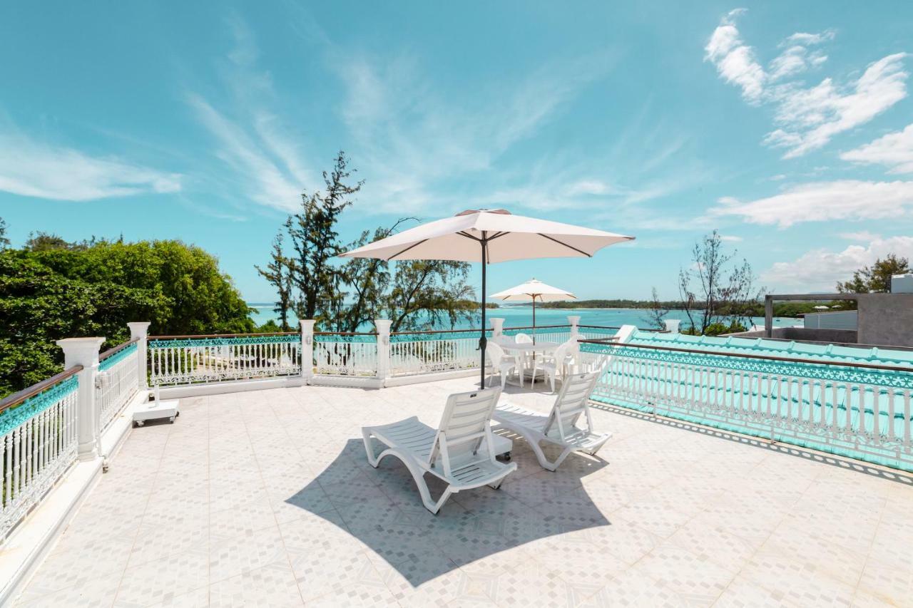 Villa Bella Charming Beachfront Guesthouse Блу-Бэй Экстерьер фото