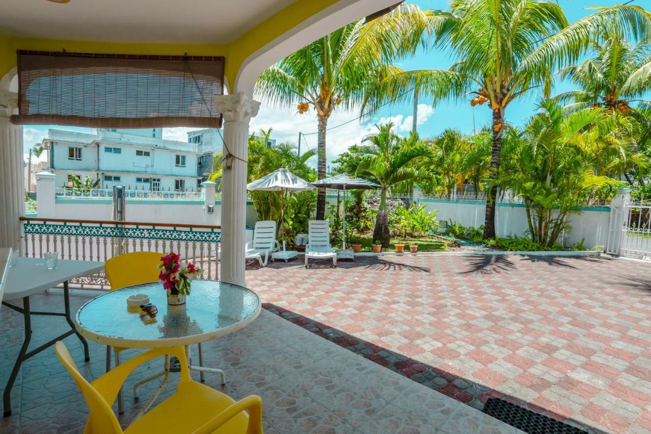 Villa Bella Charming Beachfront Guesthouse Блу-Бэй Экстерьер фото