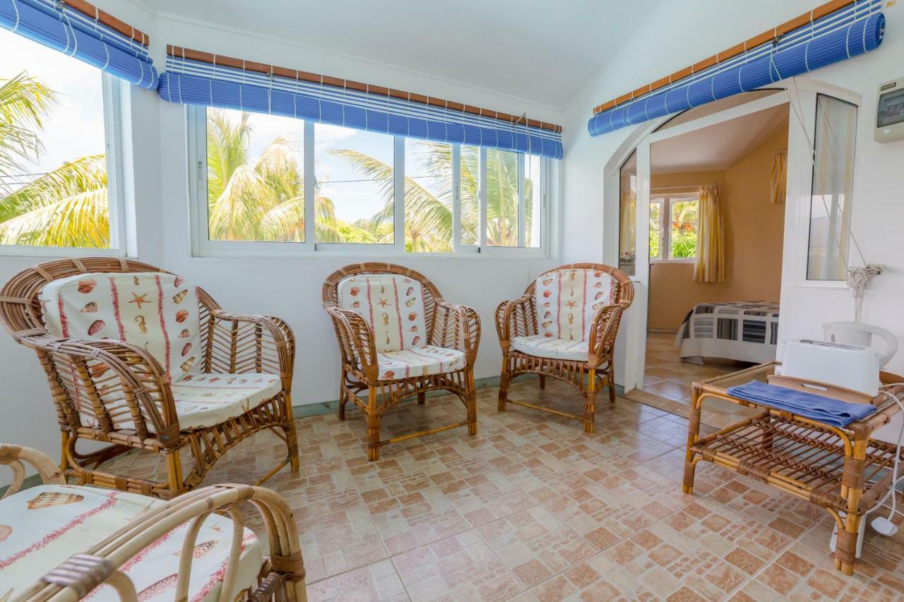 Villa Bella Charming Beachfront Guesthouse Блу-Бэй Экстерьер фото